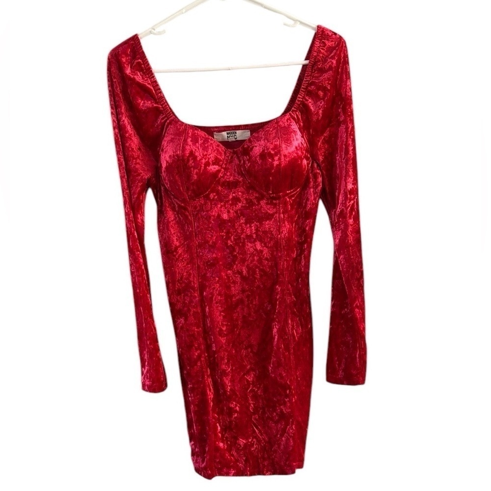 Steve Madden Red Bodycon Valentine Sweetheart Neckline Dress size Medium
